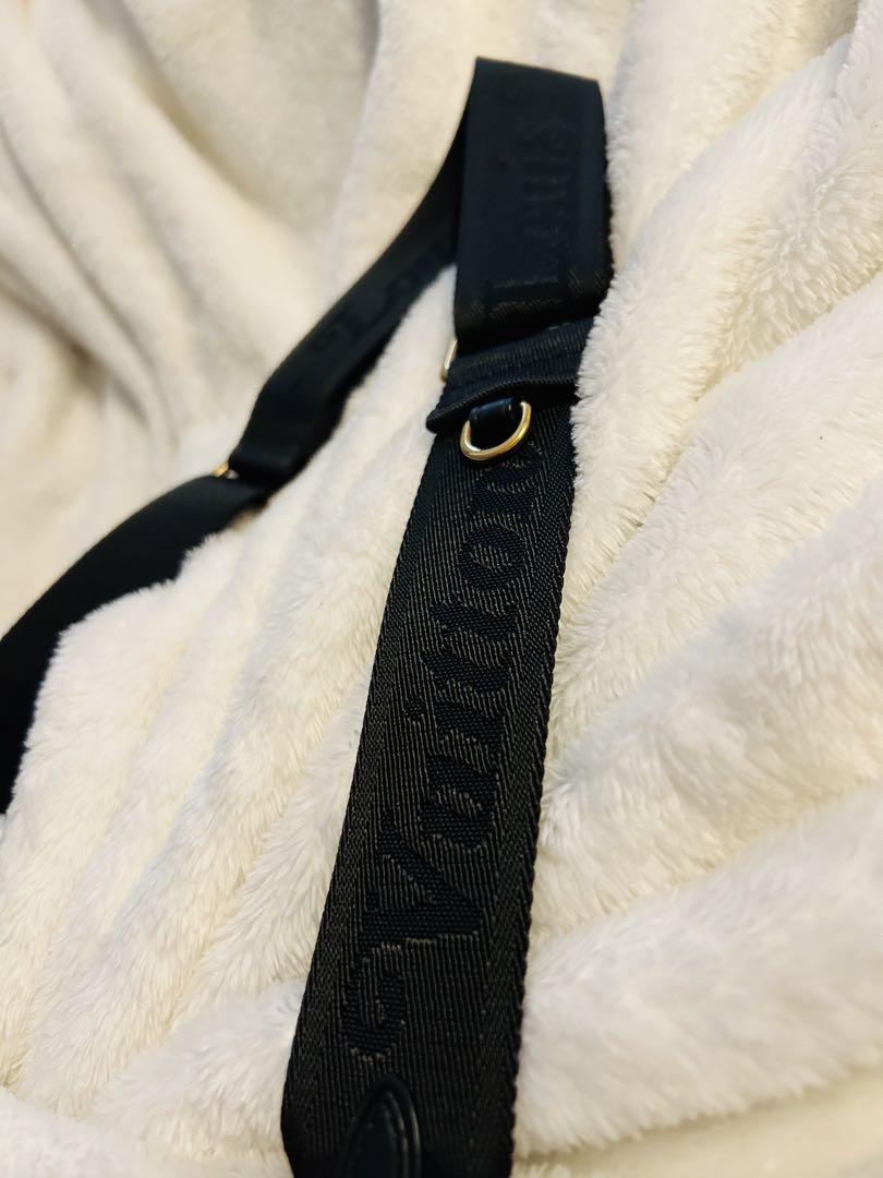 LOUIS VUITTON ミュルティ・ポシェット 画像3