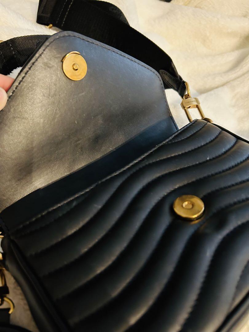 LOUIS VUITTON ミュルティ・ポシェット 画像4