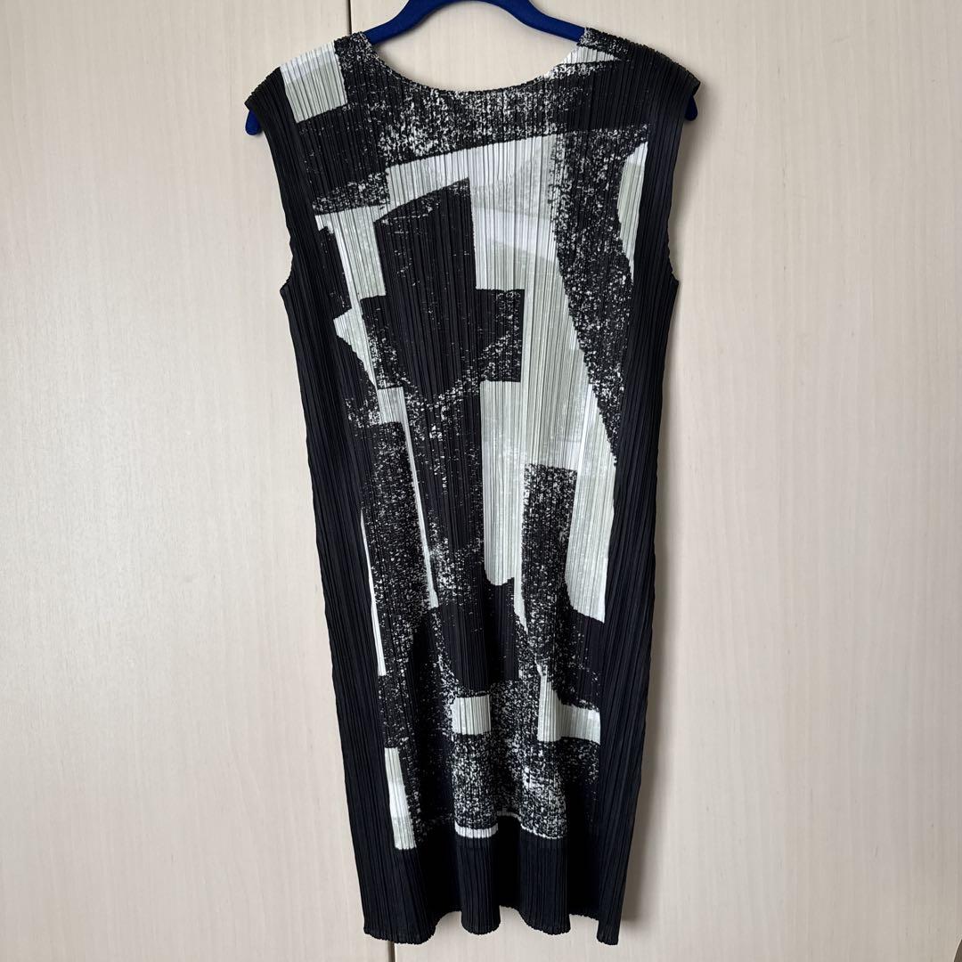 PLEATS PLEASE ノースリーブチュニック
