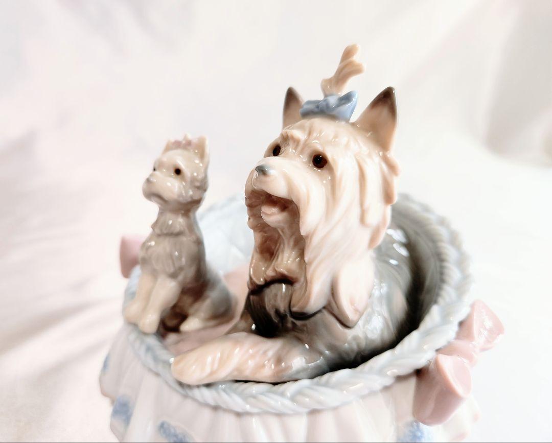 リヤドロ【美品】フィギュリン《ここが好き》〔6469〕ヨークシャテリアの母子
