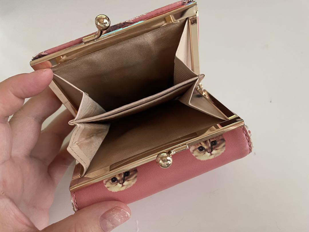新品未使用品⭐️PAUL & JOE ☘️猫顔プリント ☘️三つ折り財布