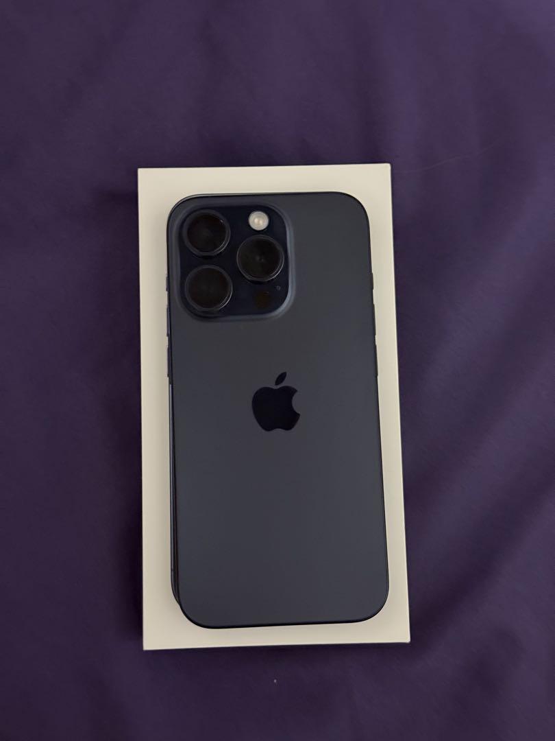 iPhone15pro ブルーチタニウム　256GB