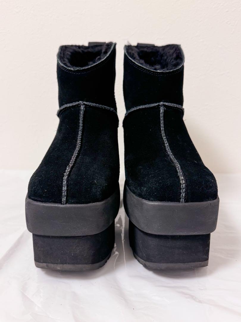 UGG 厚底ブーツ　24cm 追跡有】[UGG] アグ 厚底ブーツ Classic Ultra Mini Platform