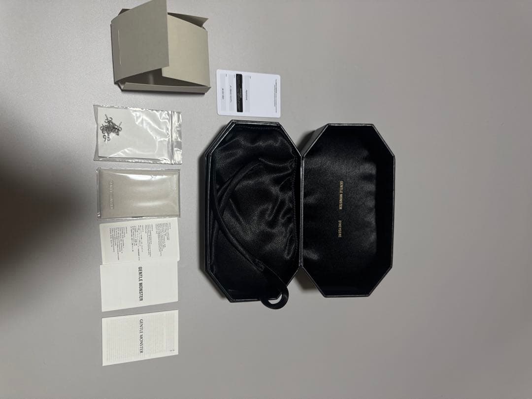 GENTLE MONSTER × d'heygere PIERCED-02