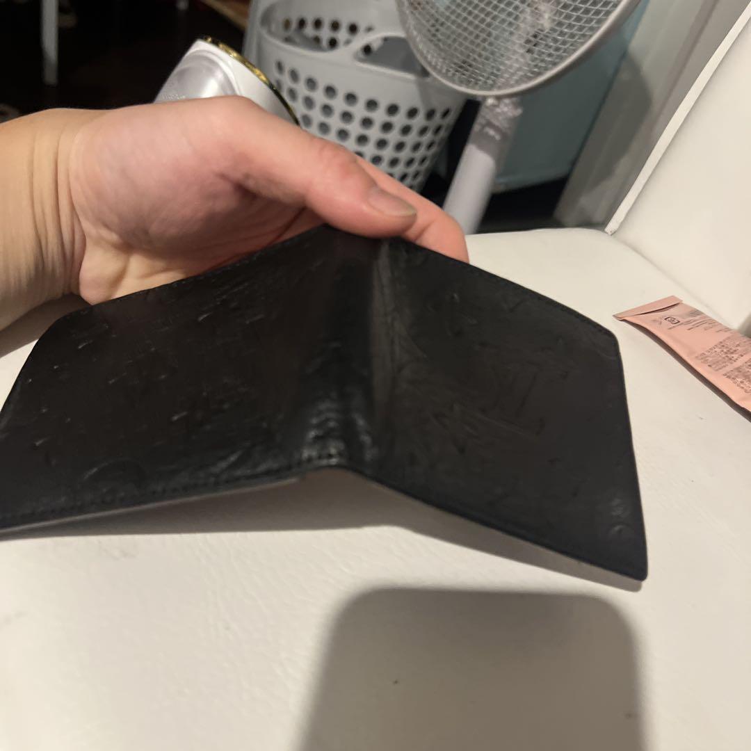 LOUIS VUITTON 折りたたみお札入れる