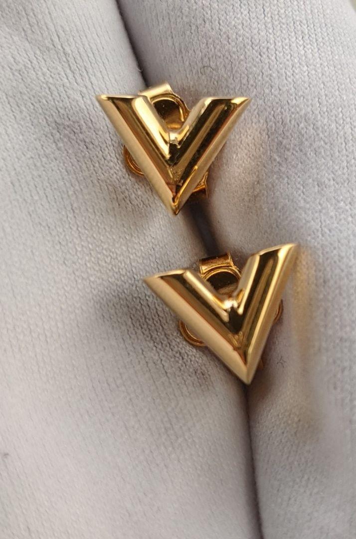 2022大得価 LOUISVUITTON スタッズ イヤリング エセンシャル V M68153 gsWNR-m57701443660 限定25%OFF