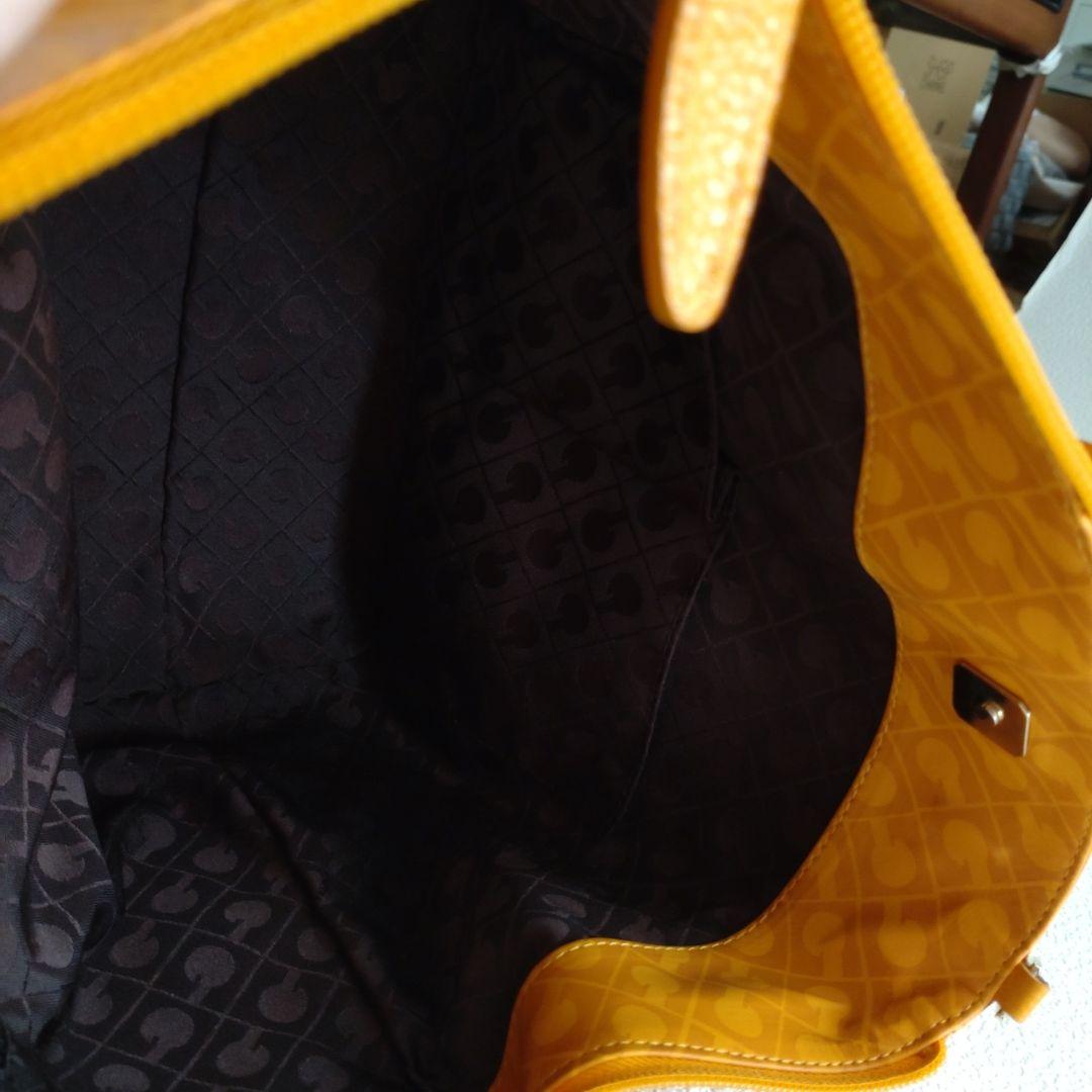 GHERARDINI ソフティ、オレンジイエロー のトートバッグ