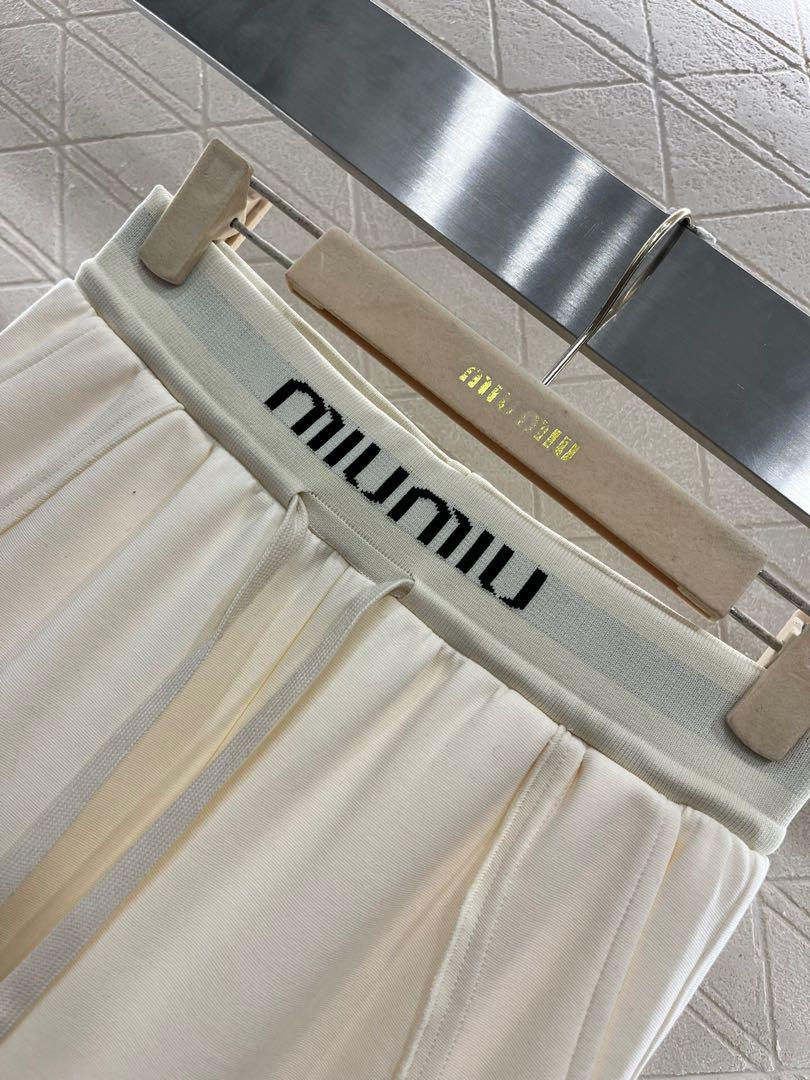 MIU MIU スウェットパンツ 画像5