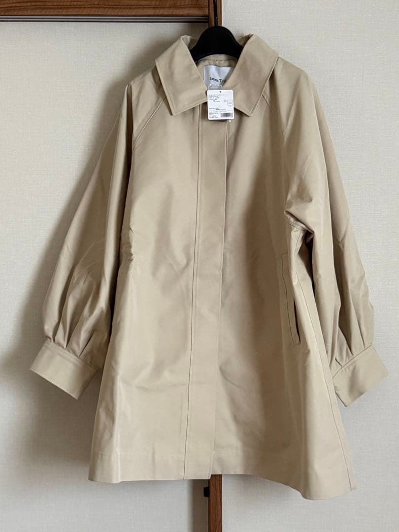 エマテイラー スタイルドア ミドルフレアステンカラートレンチコート ベージュ