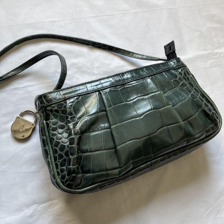 新作登場2022 高級感 FURLA ショルダーバッグ グリーン クロコ型押し 鍵ストラップ JjRq4-m57714879289 定番NEW