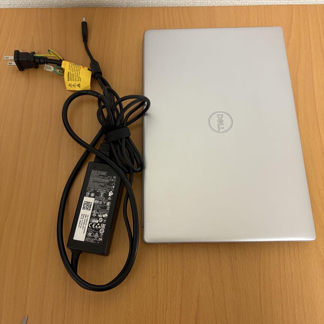その他ノートPC本体 DELL Inspiron 13 7391 Core i5 8GB 2019
