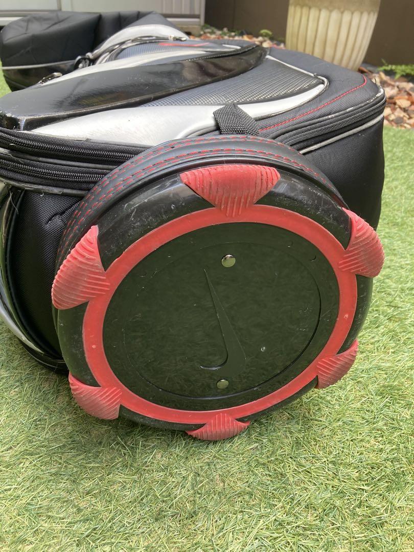 ナイキゴルフ　アスレチックシリーズ　キャディーバック　NIKEGOLF