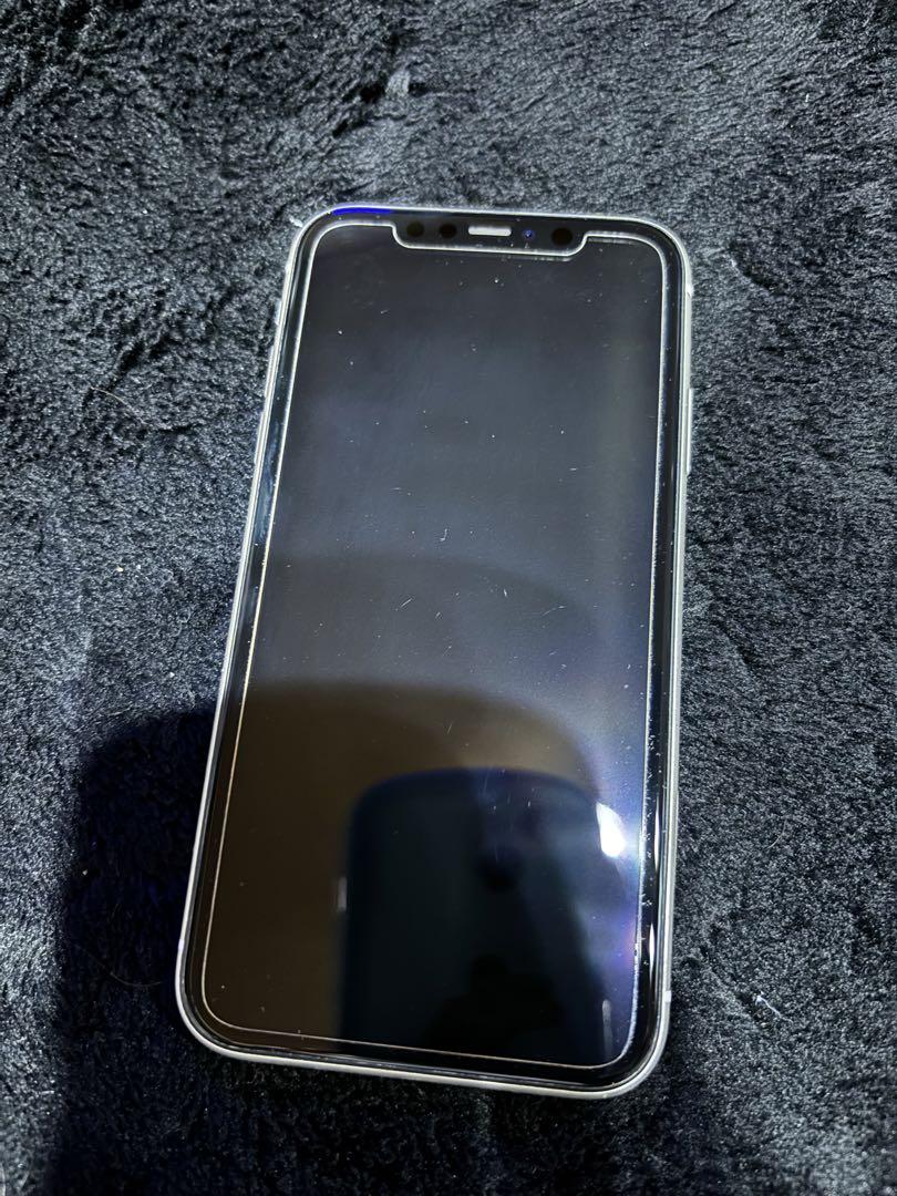 iPhone11 64GB ホワイト