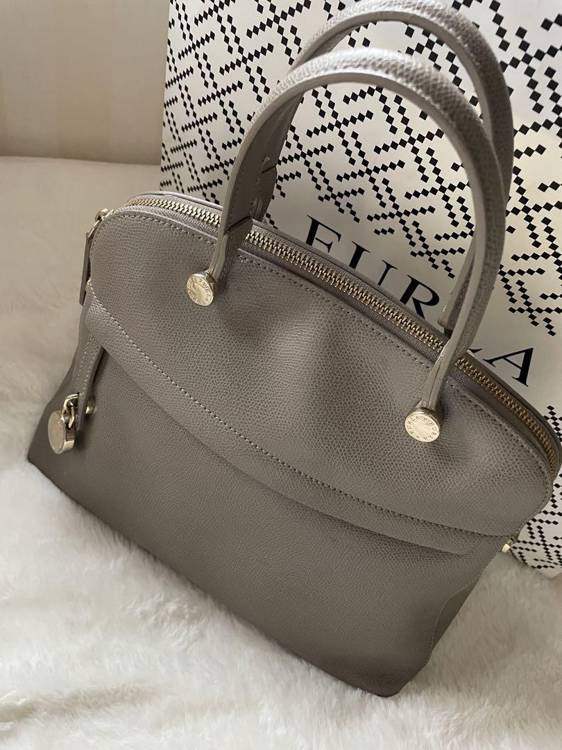 FURLA (フルラ) グレー レザー ハンドバッグ