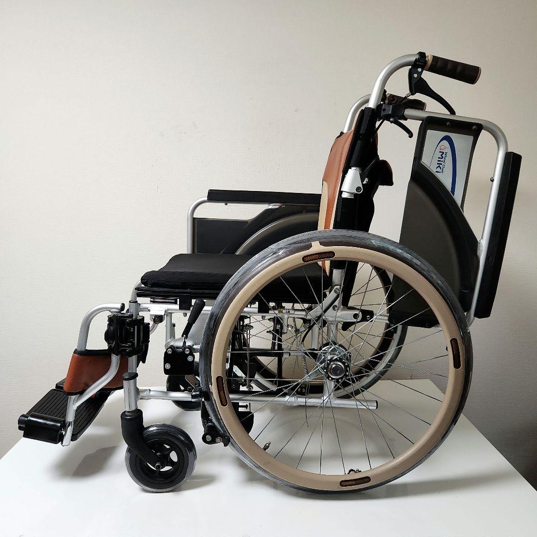 Miki　自走用　多機能　とまっティシリーズ　車椅子　SKT-400B MiKi/ミキ】とまっティシリーズ 自動ブレーキ SKT-400B ｜車いす