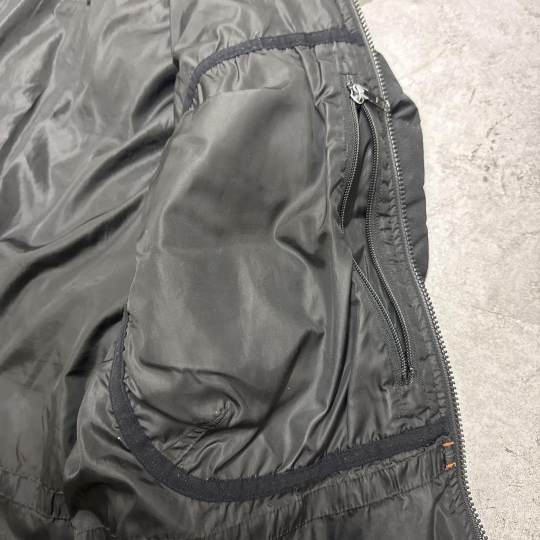 ACG ブラックダウンジャケットLサイズ