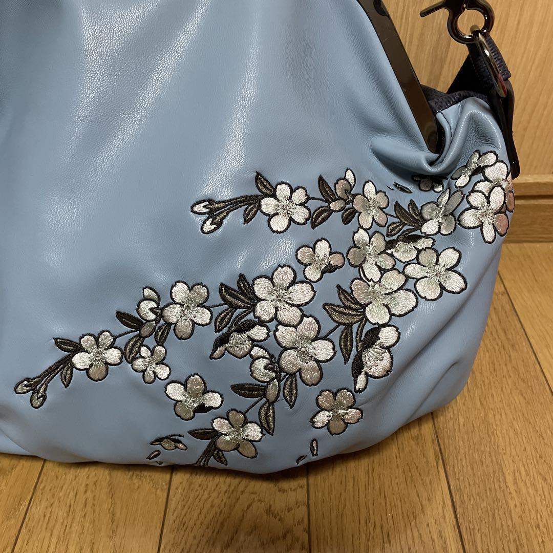 水色 花柄刺繍 がま口ショルダーバッグ