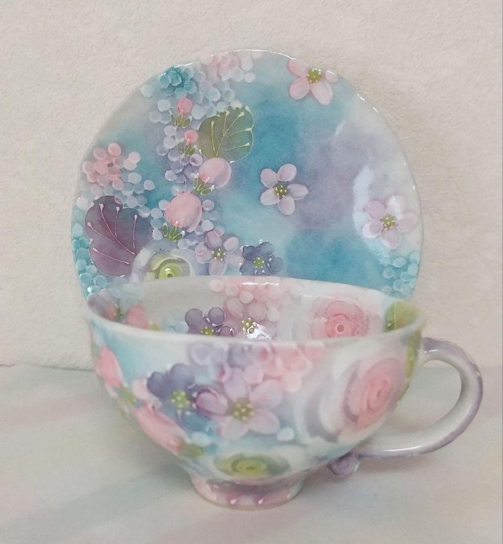 ゆずりは工房 コーヒーカップ&ソーサー (彩ばら花紋) 美しい花模様 瀬戸焼