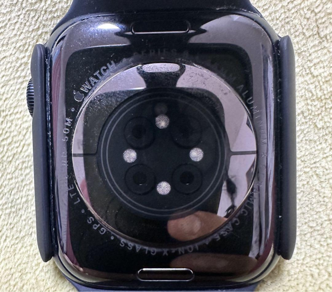 8 アルミニウムケース