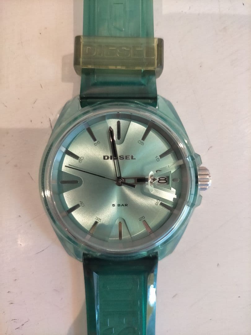 ＊即日発送＊DIESEL　腕時計　クリア　グリーン