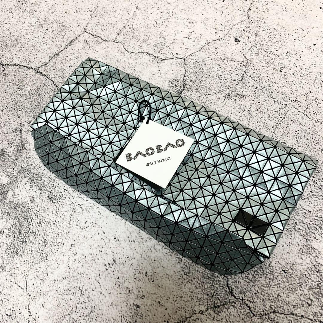 BAOLAO シルバー 三角形 クラッチバッグ BAO BAO ISSEY MIYAKE クラッチバッグ セカンドバッグ 三角