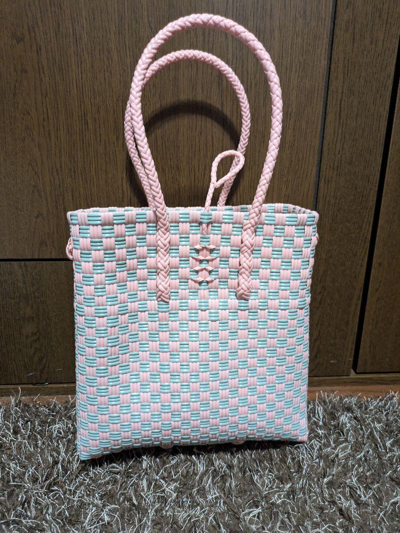 【美品】MEKEARISA メケアリサ　Gummybag Sサイズ Mekearisa メケアリサ gummybag サイズS - メルカリ