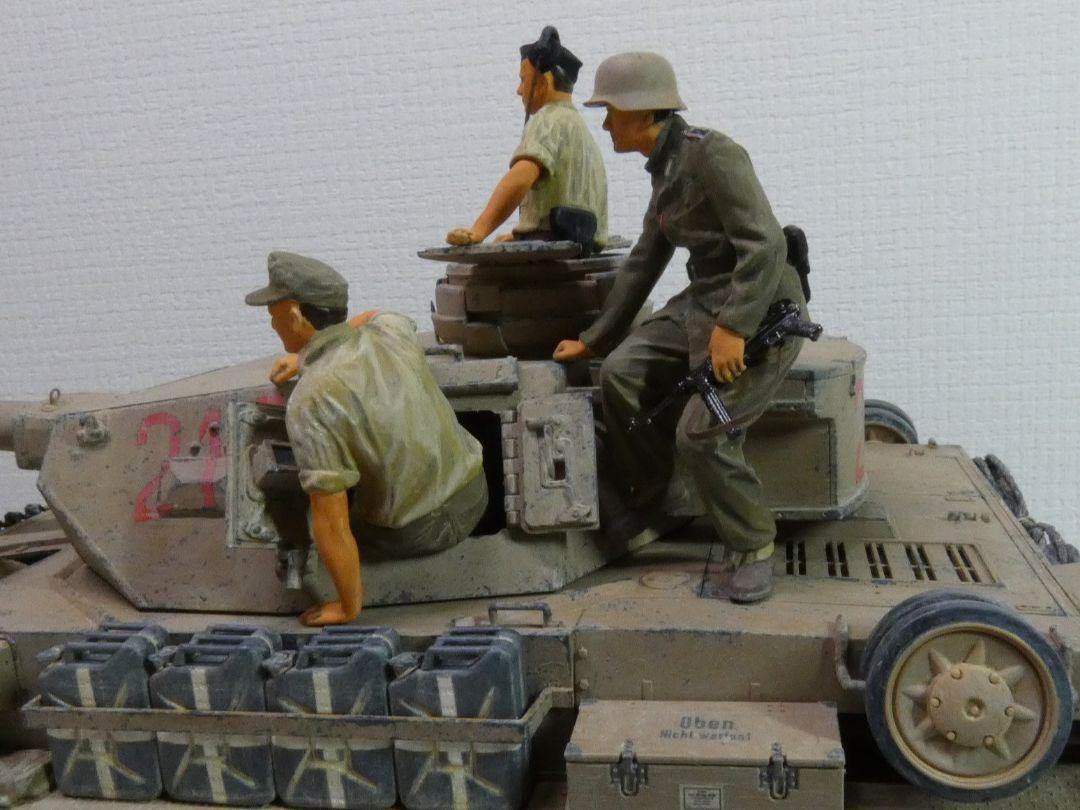1/35 タミヤ ドイツⅣ号戦車G型 初期生産車(完成品)