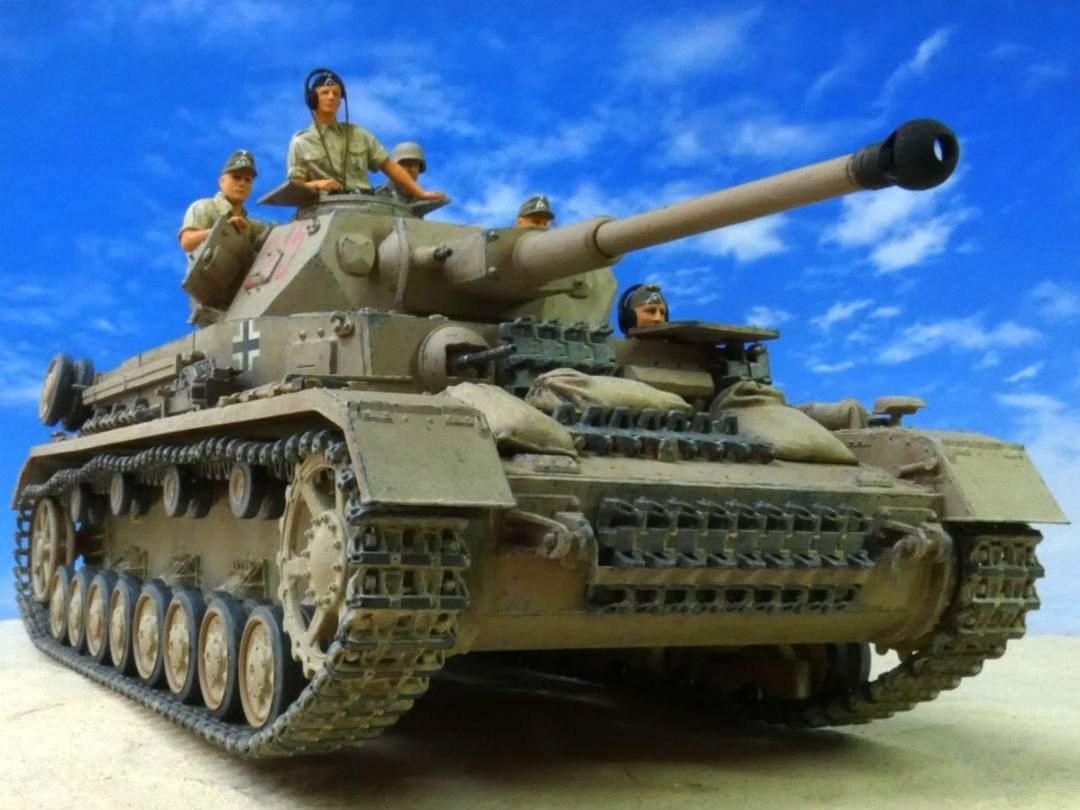 1/35 タミヤ ドイツⅣ号戦車G型 初期生産車(完成品)