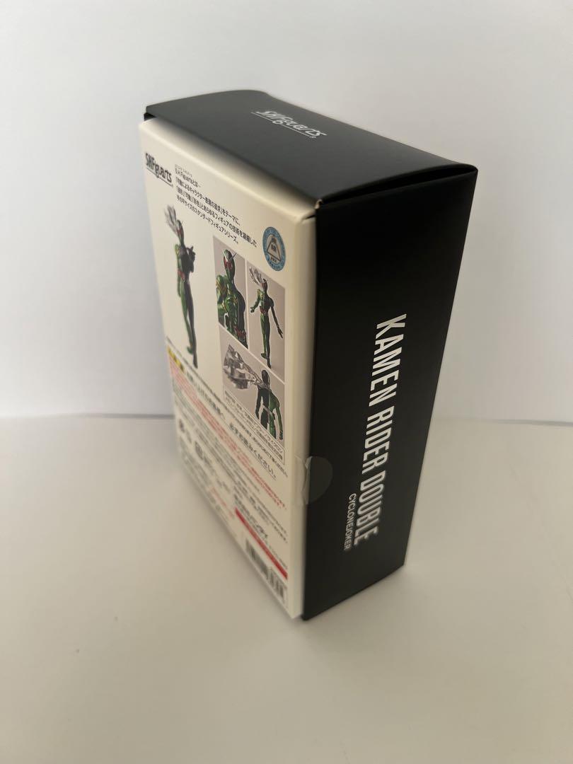 バンダイ S.H.フィギュアーツ　仮面ライダーW &マシンハードボルダー
