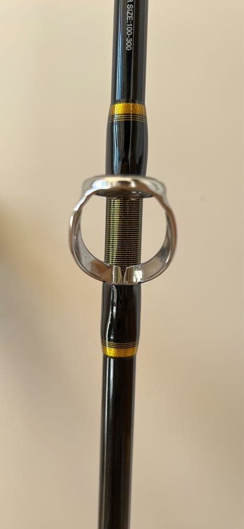 200 発送エリア目立った傷や汚れなし