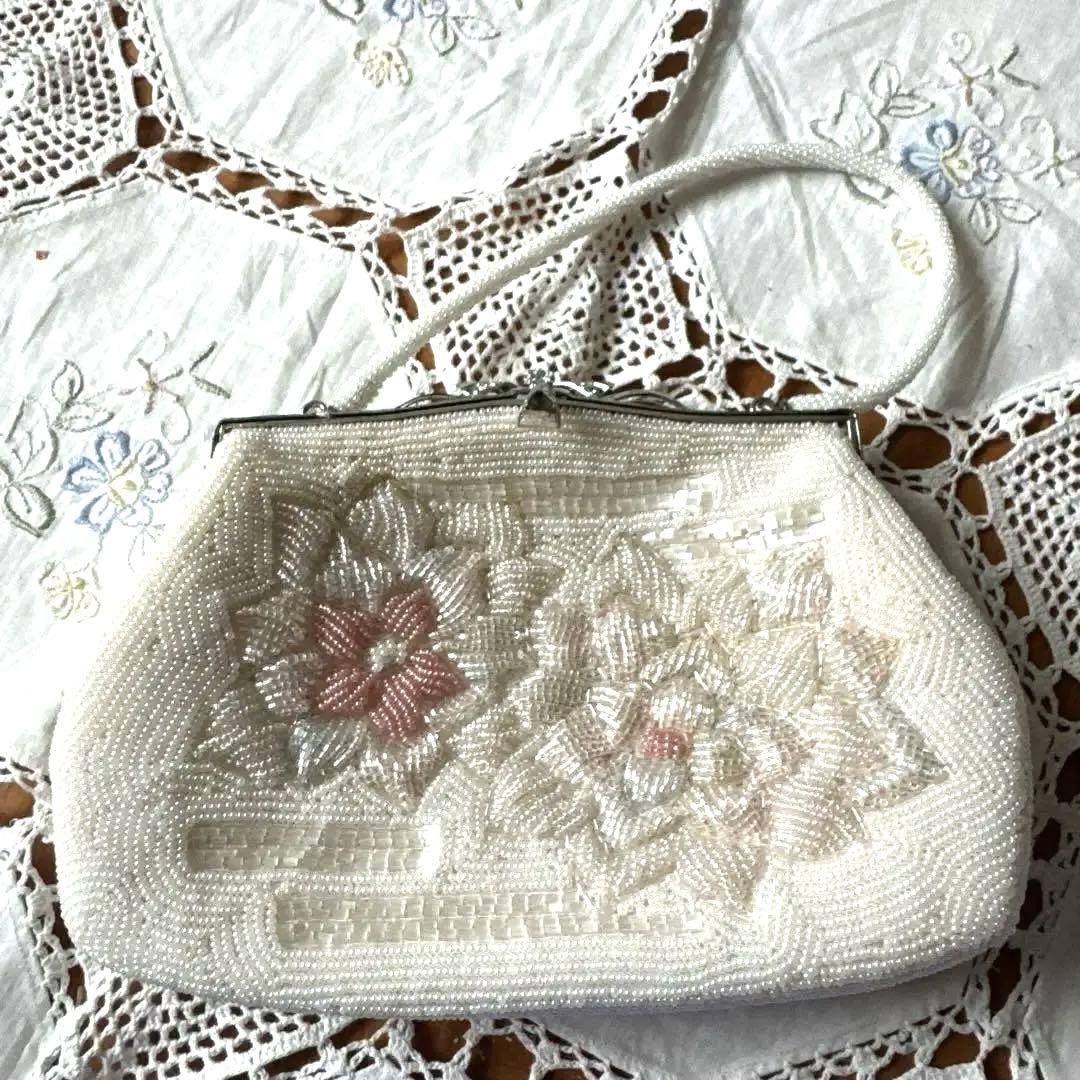昭和レトロ　ビーズ刺繍 ホワイト パーティーバッグ