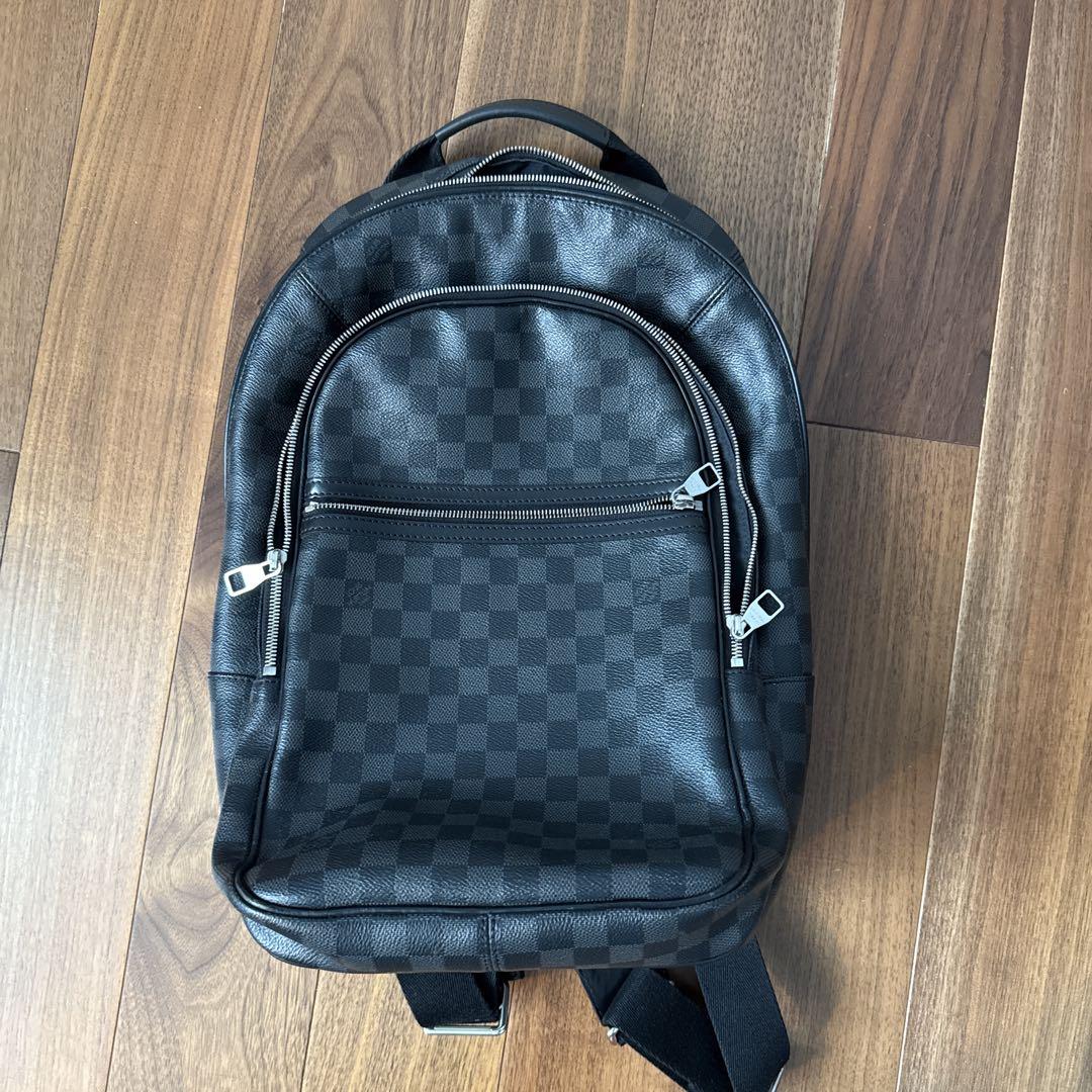 Louis Vuitton ブラック バックパック