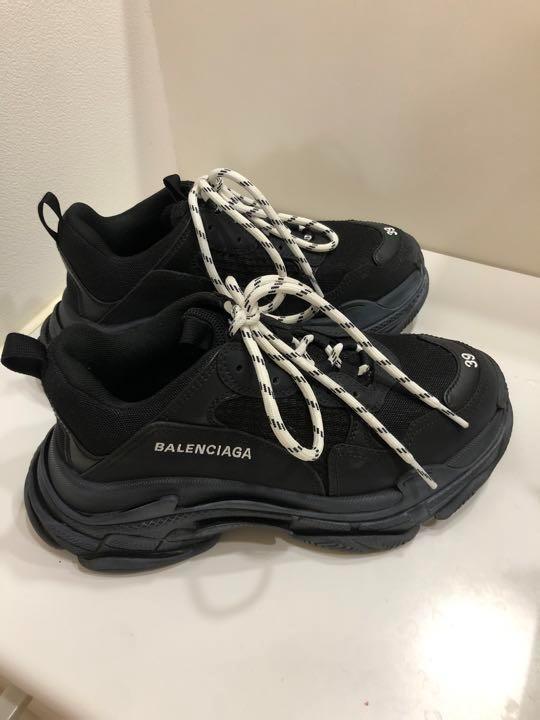 バレンシアガtriple s black 39 33,150円