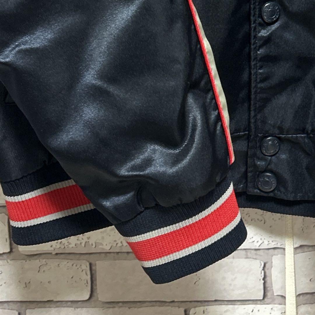 《大人気》MLB☆ニューヨークヤンキース ジャケット センタービッグロゴ XL