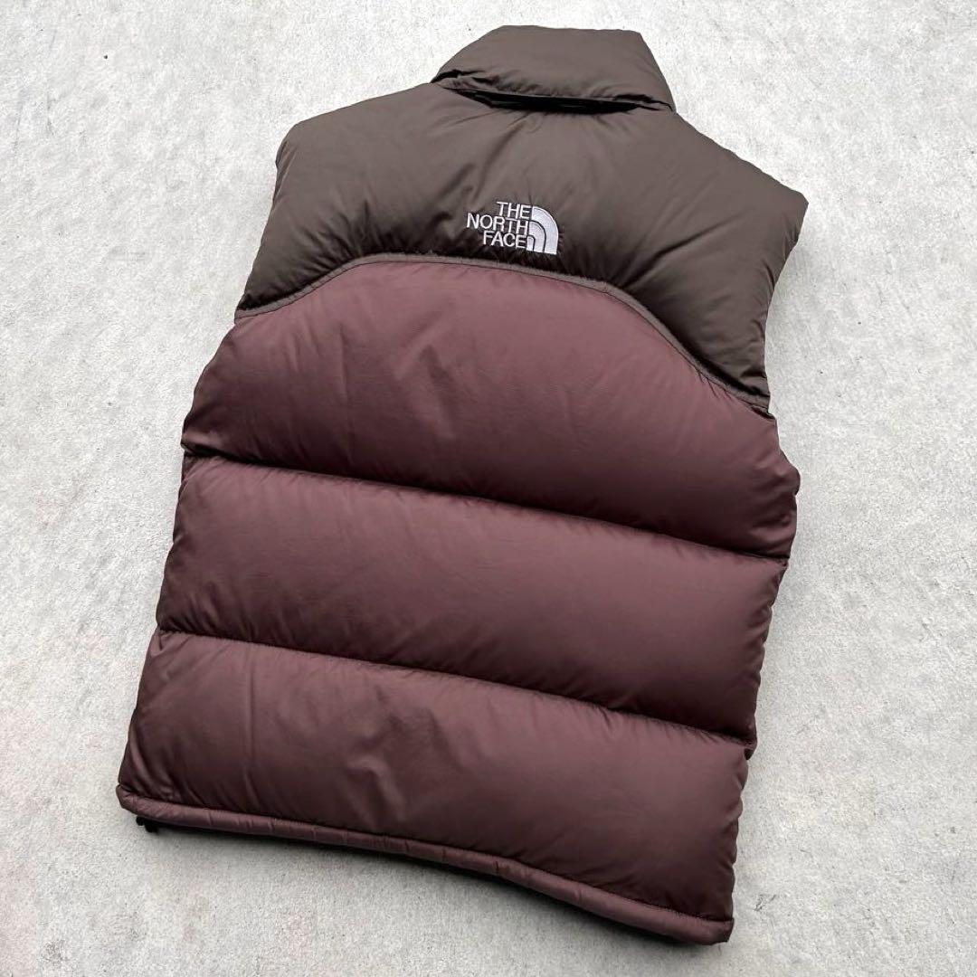 美品 THE NORTH FACE センターロゴ ヌプシ ダウンベスト ブラウン