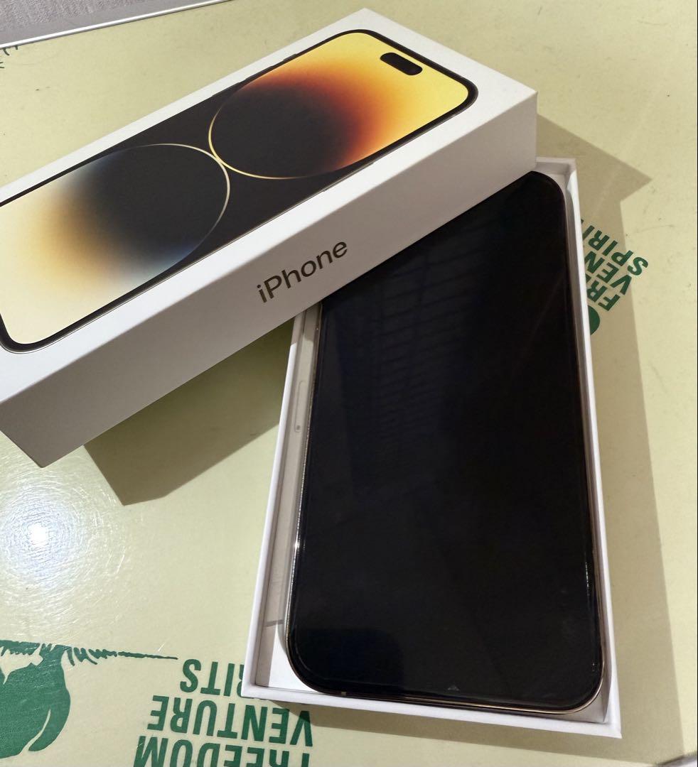 Apple iPhone 14 Pro Maxゴールド 本体 Apple iPhone 14 Pro Max, 256GB, Gold - Unlocked (Renewed
