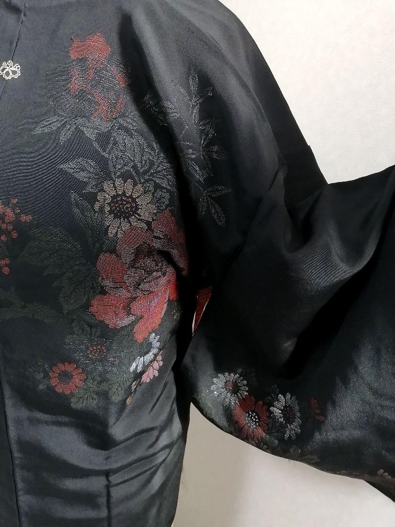 正絹 アンティークの黒羽織 身丈72cm×裄62cm 一つ紋 南天に雀 - メルカリ