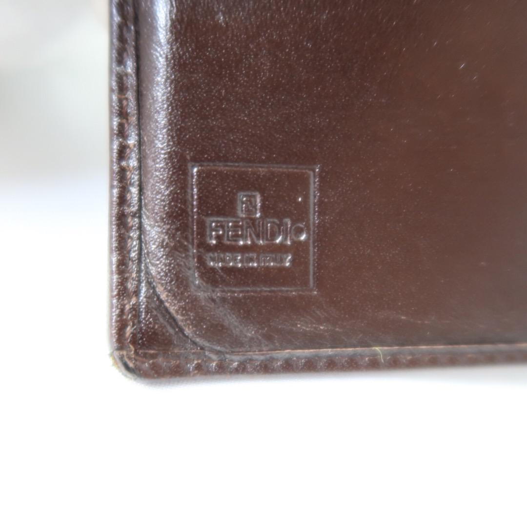 s348 良品!FENDI フェンディ ズッカ柄折り財布二つ折りレザーキャンバス
