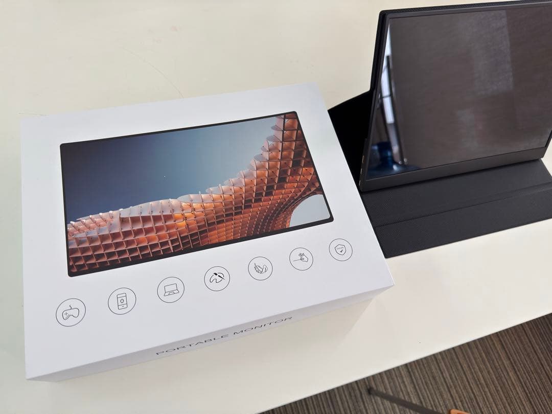 CNBANAN ポータブルモニター 14インチ♥に近い