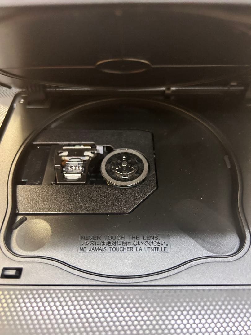 B6-102 SONY BDP-SX1 ポータブルBDプレーヤー/動作良好! B6-102 SONY BDP-SX1 ポータブルBDプレーヤー/動作良好!