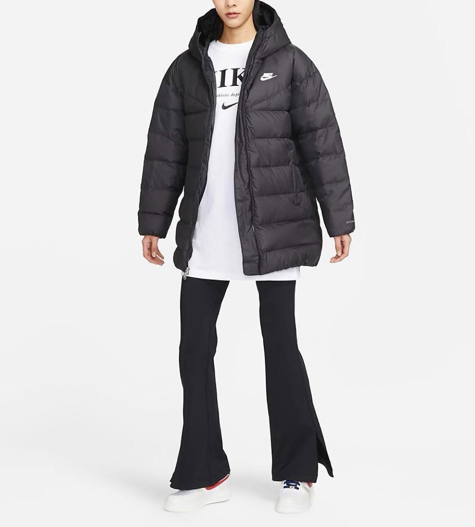 新品 ナイキ ウィンドランナー Storm-FIT ダウンパーカー ブラック L 新品 ナイキ ウィンドランナー Storm-FIT ダウンパーカー ブラック L