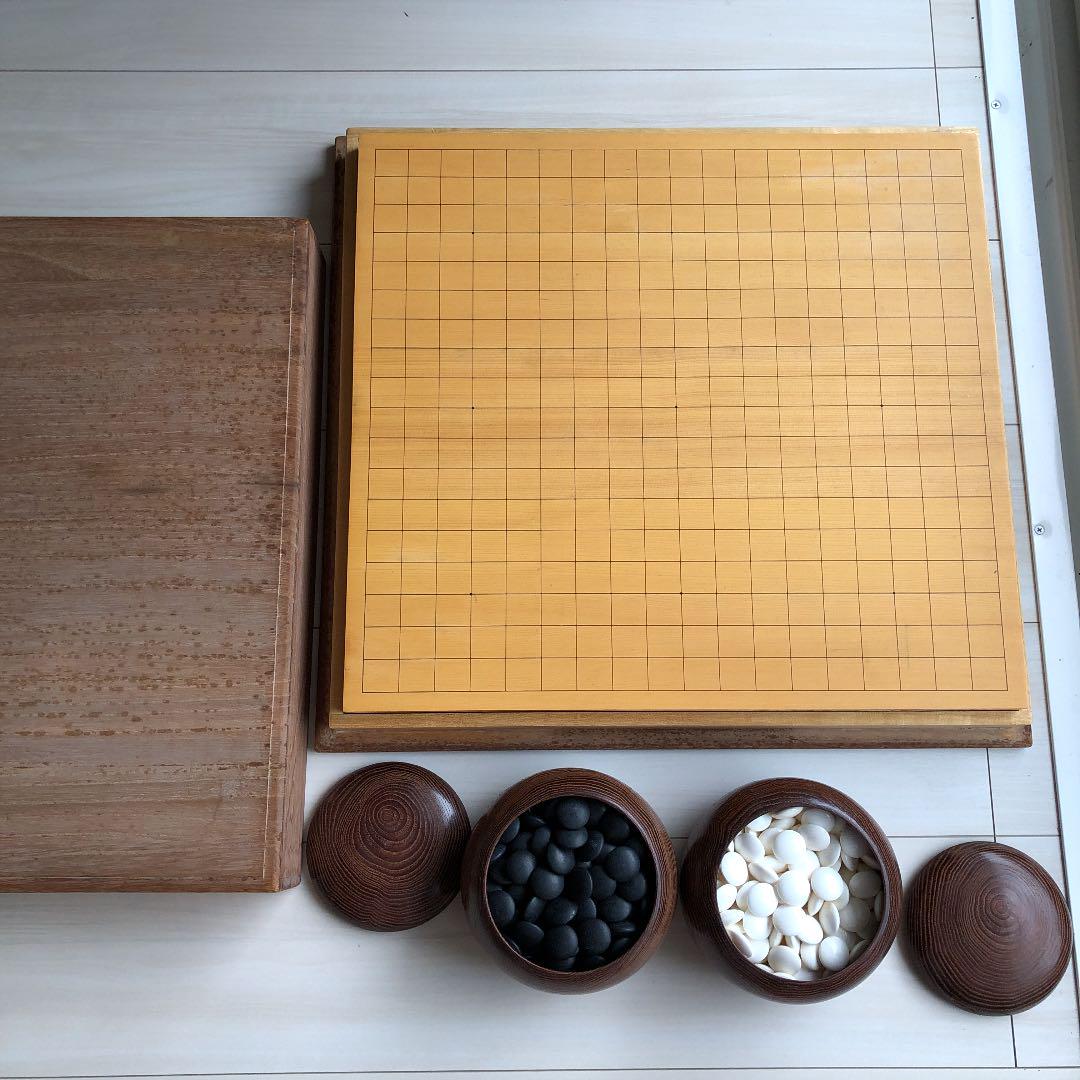 【返品送料無料】 囲碁盤 碁石 碁笥 囲碁セット ヘソ付き - 囲碁/将棋