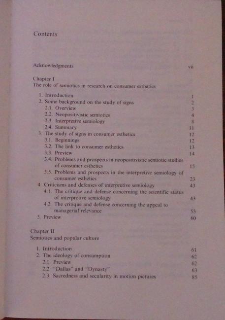 洋書 The Semiotics of Consumption : Consumer