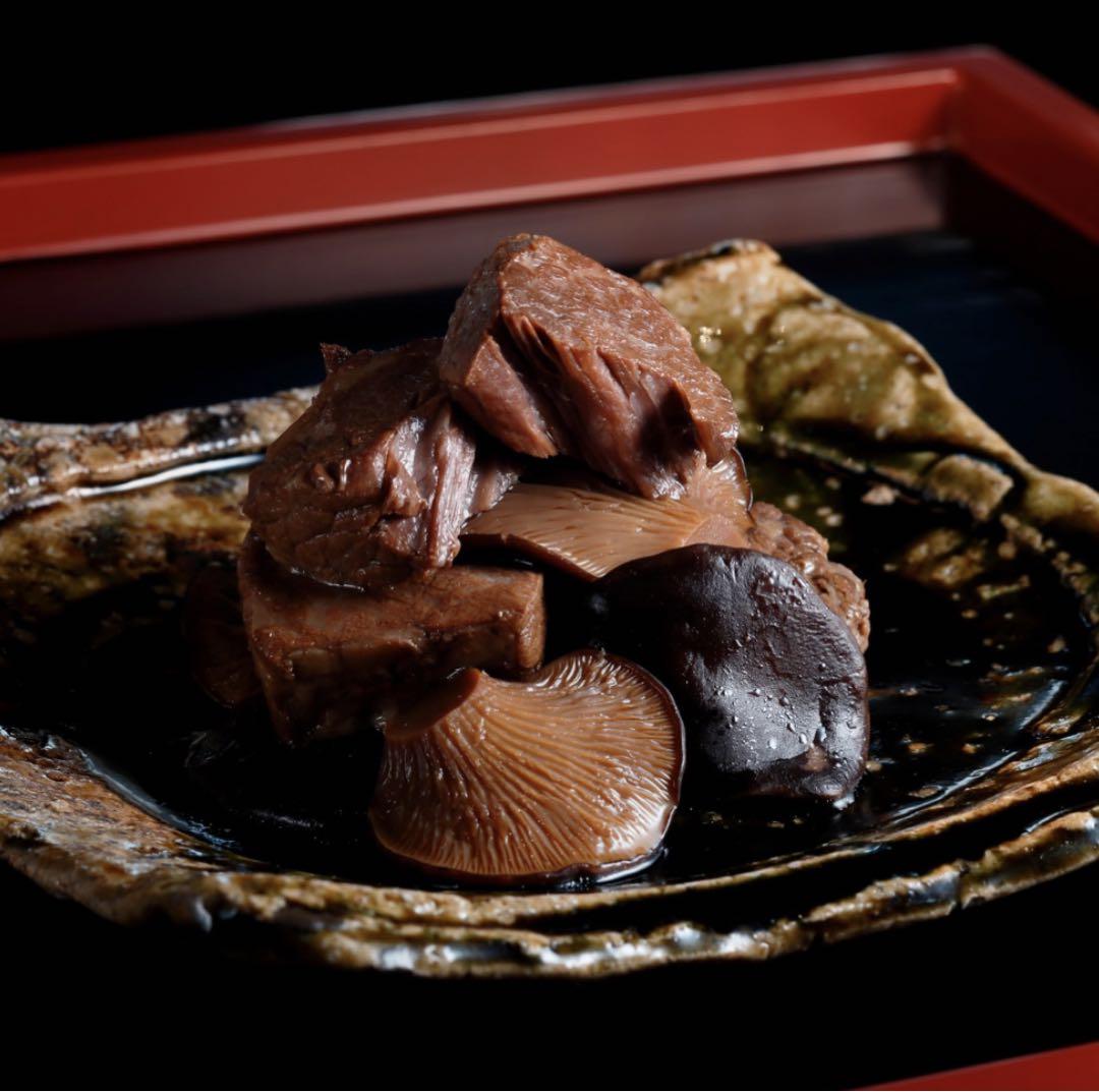 和久傳　牛とあわび茸の旨煮　と蓮もち9個