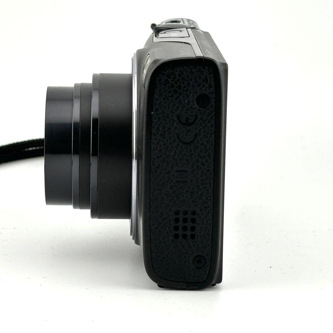 【完動品】Canon  IXY640  シルバー　コンデジ　動作確認済み