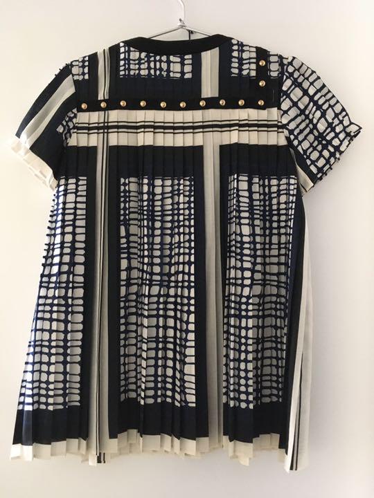 【美品】sacaiプリーツトップス