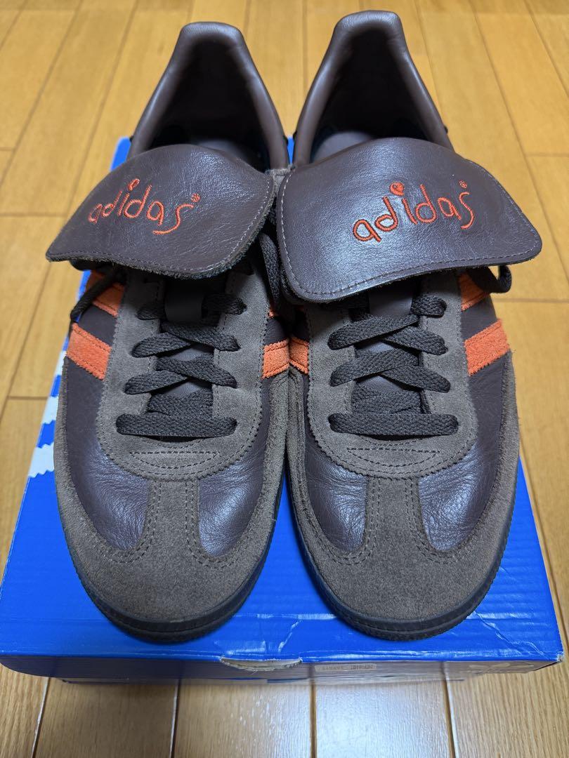 adidasxSHUKYUxE-WAXブラウン