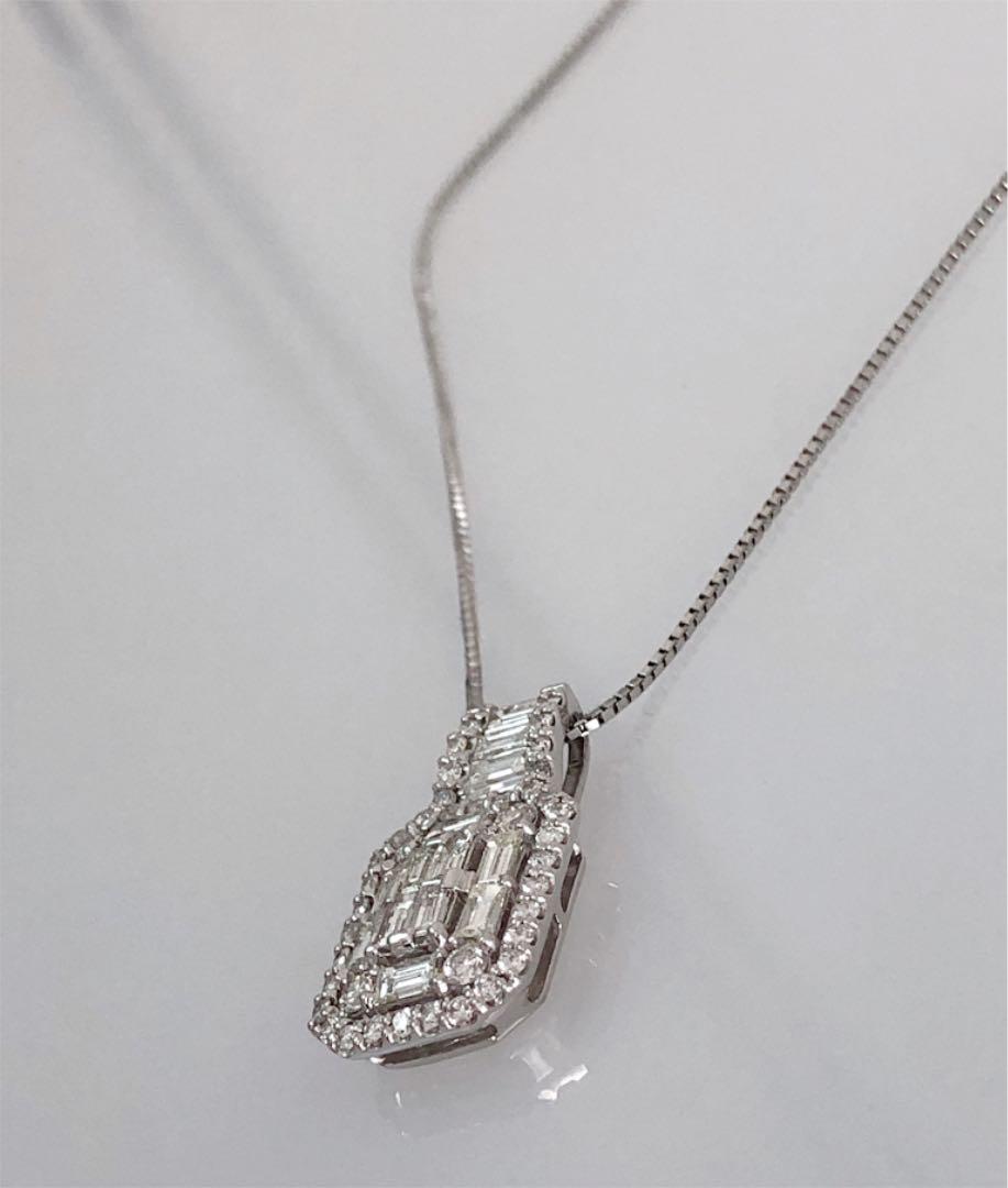 特価定番 キラキラshop 大特価 ダイヤ バケットカット 1.2ct 豪華 ペンダント P4upc-m57899723875 最適な価格