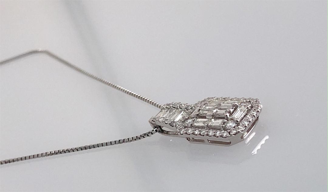 特価定番 キラキラshop 大特価 ダイヤ バケットカット 1.2ct 豪華 ペンダント P4upc-m57899723875 最適な価格