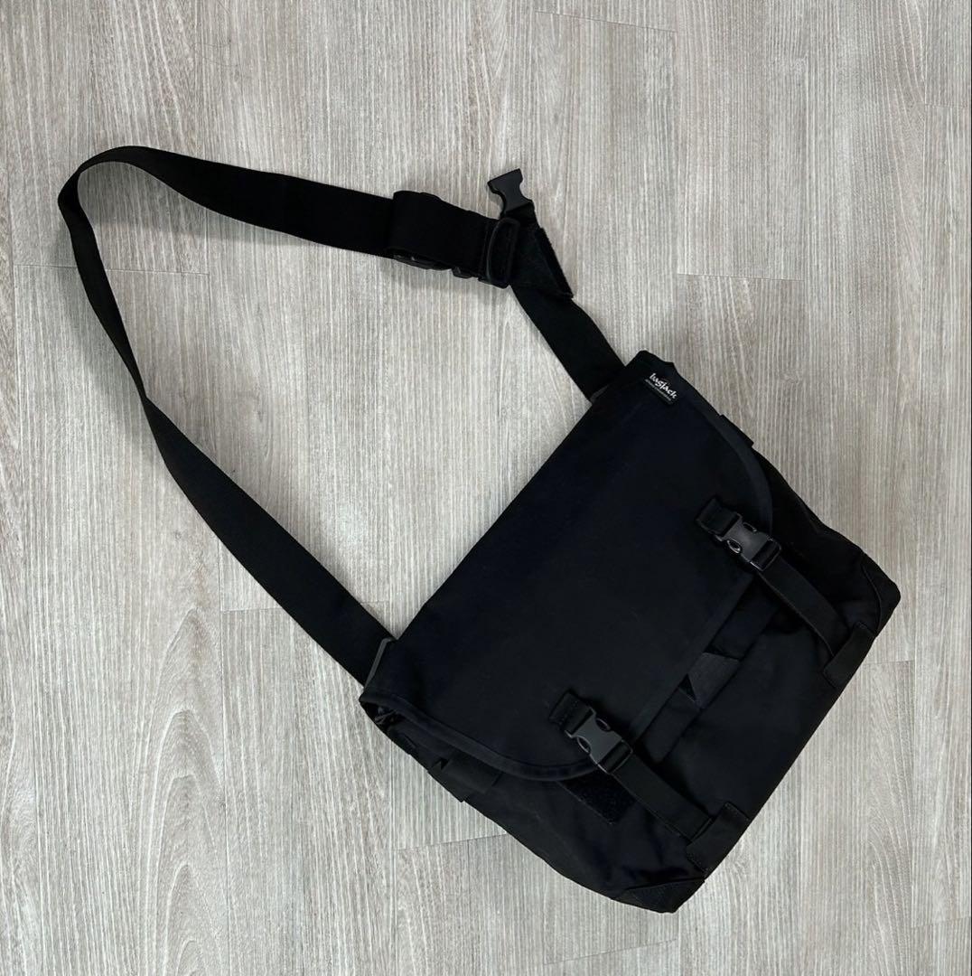 美品 bagjack メッセンジャーバッグ ブラック